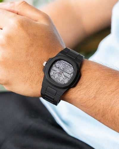 فايبر نقش عربي اسود