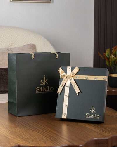 طقم يمنحك ملمسًا فريدًا ومظهرًا استثنائيًا.