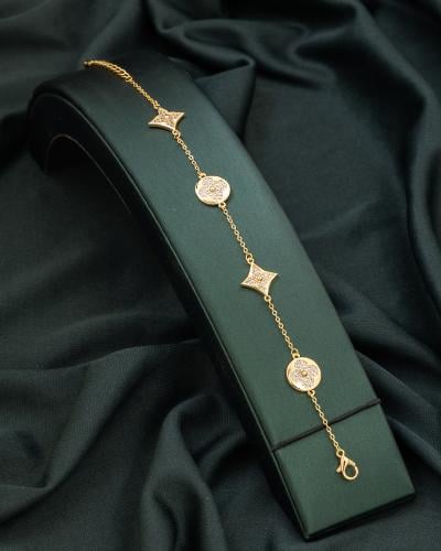 اسوارة ساحره تعكس القوة والغموض