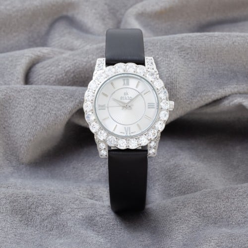 لإطلالة تأسر من حولك وتبرز سحرك الخاص تفردي من اخت...