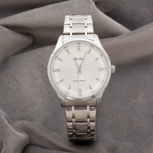 ساعة رجالية باللون الفضي