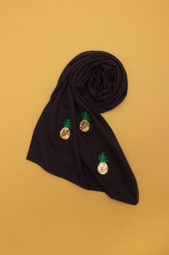 Pineapple Nights Tarha