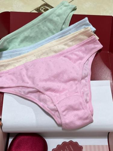 مجموعة بانتي يومية مقاس M