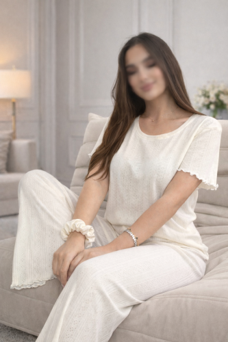 بجامة قطنية #2 مخرمة مع ربطة شعر قطنية (سكرانشي)