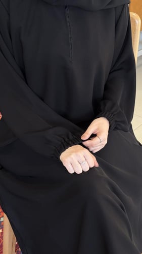 بكج العمره عبايه +غطوه +طرحه بندانه
