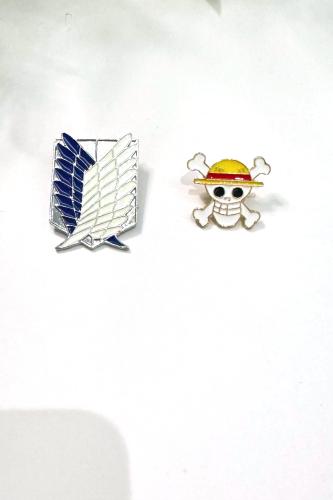 دبوس انمي ون بيس واتاك اون تايتن