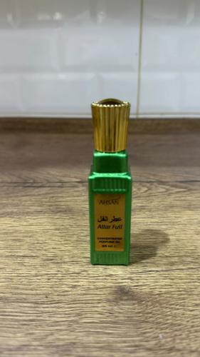 عطر فل مركز