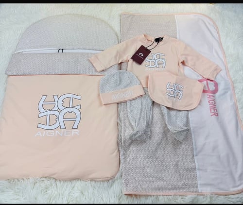 Newborn set