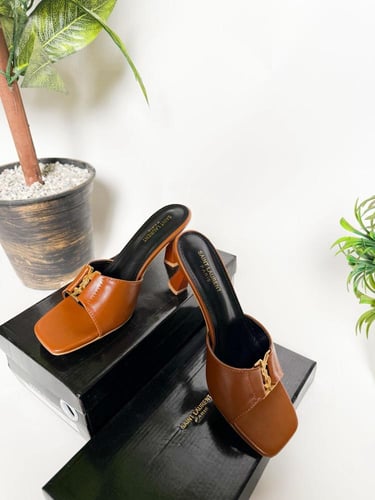 احذية كعب سان لوران من متجر جوهره