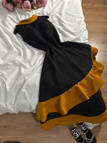 فستان ميد اسود و بني و كموني الخامه باربي