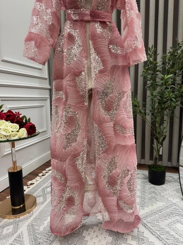 جمبسوت اللون الوردي