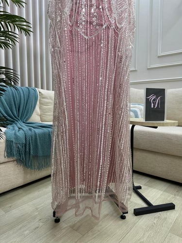 فستان سهره اللون بيج و اسود تل مطرز بخرز و بطانه خ...