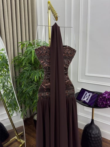 فستان سهره اللون بني شيفون كلوش تطريز كلفه من متجر...