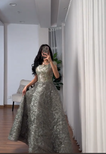 فستان سهره اللون اخضر MN