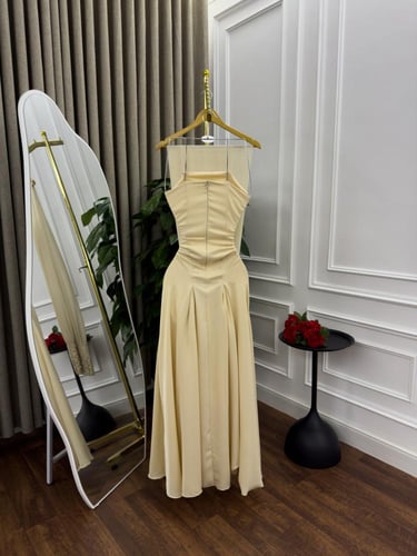 فستان سهره اللون سكري يميل للبيج شيفون من متجر جوه...