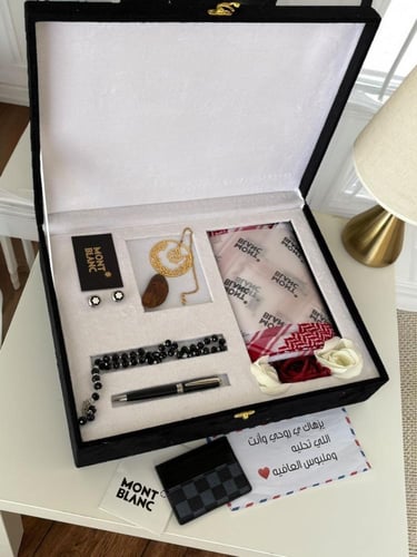 طقم رجالي فاخر متكامل صيفي من متجر جوهره