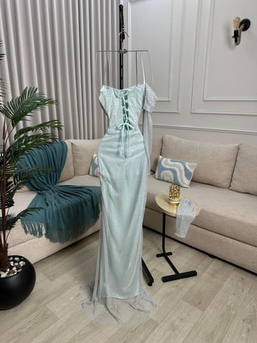 فستان سهره اللون فضي و اسود من متجر جوهره DN