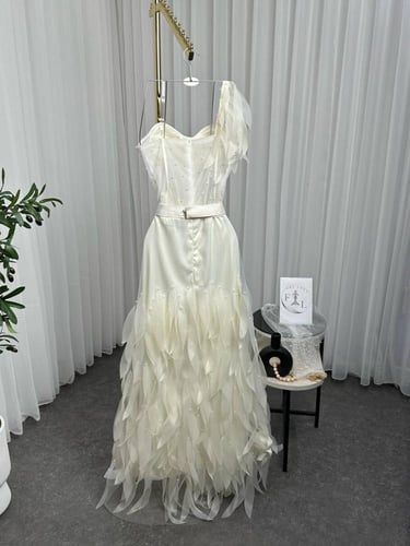 فستان سكري تفته استرتش مع تول ناعم