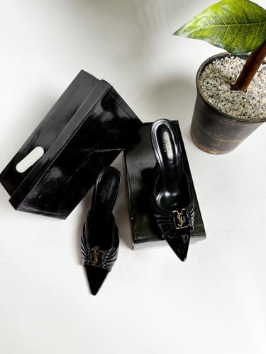 احذية كعب سان لوران من متجر جوهره