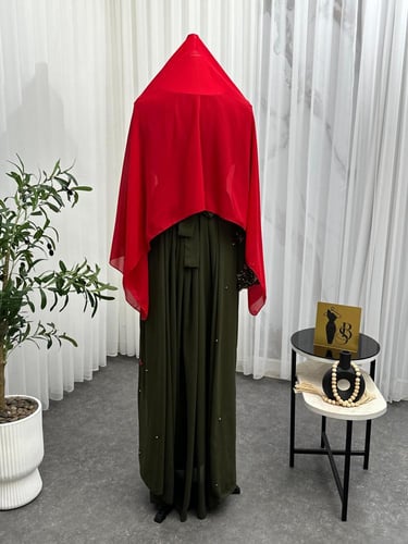 جلابيه فخمه اللون زيتي قطعتين الخامه شيفون جورجيت...