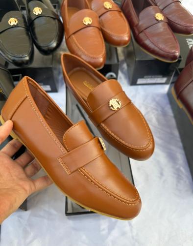 احذية مريحة روبوتو كافالي من متجر جوهره