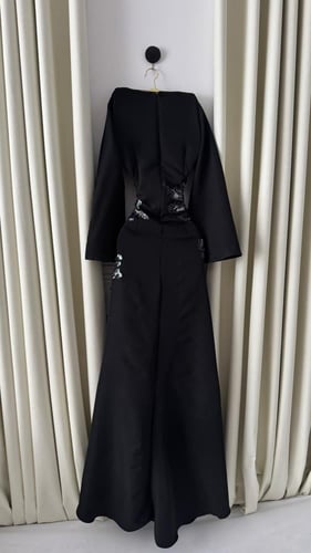 فستان سهره اللون اسود خامه باربي وكلفه خرز من متجر...