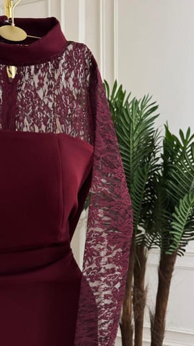 فستان سهره اللون عودي و اسود الخامه باربي مبطن دان...