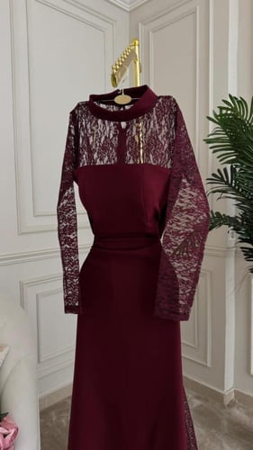 فستان سهره اللون عودي و اسود الخامه باربي مبطن دان...