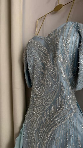فستان سهره ملكي فخم سماوي و تيفاني خرز من متجر جوه...