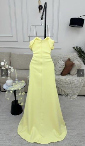 فستان اصفر بكلفه باربي درجه اولى راقي من متجر جوهر...
