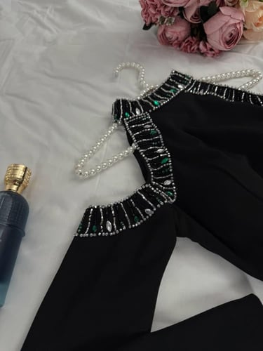 فستان اسود وبنفسجي فتحه خلفيه الخامه باربي من متجر...