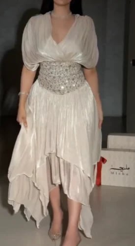 فستان سهره اللون بيج دبل كرنكل اصلي درجه اولى على كلفه خرز من متجر جوهره LF
