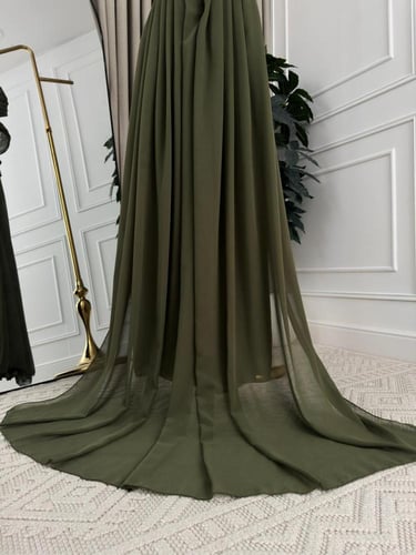 فستان سهره اللون زيتي جورجيت مطرز من متجر جوهره LS...