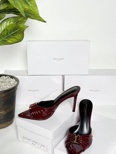 احذية كعب سان لوران من متجر جوهره