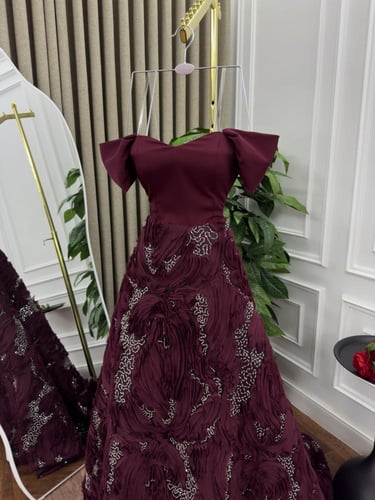 فستان سهره اللون برغندي من متجر جوهره MN