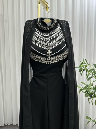 جمبسوت راقي اللون اسود الخامه.. كريب جورجيت فصوص ز...