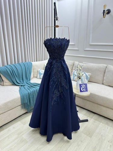 فستان سهره ميكادو كلوش لون كحلي و بنك بودر من متجر...