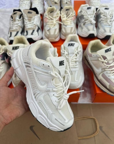 احذية سبورت شـوزات نـايك من متجر جوهره