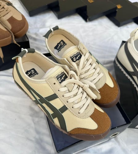 احذية سبورت تايجر من متجر جوهره