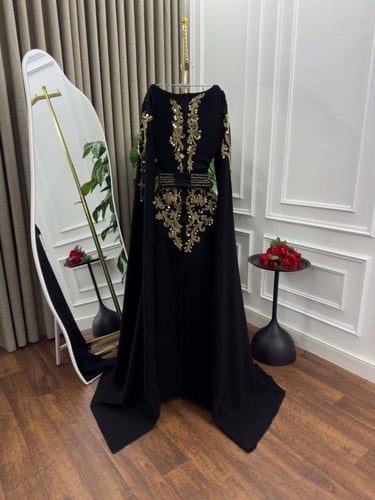 جلابية اللون اسود تطريز يدوي من متجر جوهره MN MA