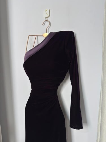 فستان سهره مخمل كوري ليلكي مع تفته من متجر جوهره Q...