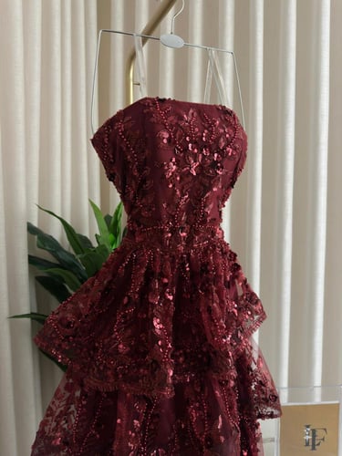 فستان سهره اللون برغندي مطرز كلف ولول من متجر جوهر...