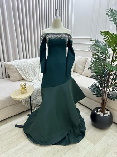 فستان سهره اللون اخضر الخـامة باربي ميكادو تطريز ر...