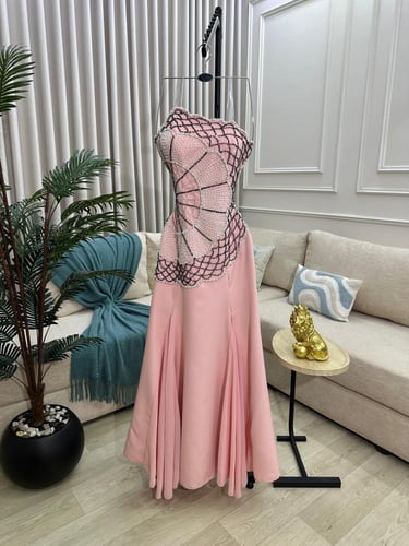 فستان سهره اللون وردي باربي جورجيت بتطريز من متجر...