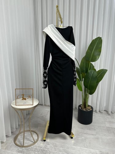 فستان سيلا قطيفه اسود اخضر عنابي كحلي مخمل