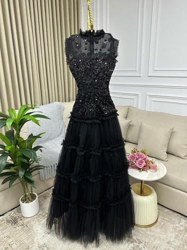 فستان سهره اسودف فخم تل و كلفه من متجر جوهره FR