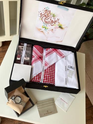 طقم الفاخر رجالي من متجر جوهره