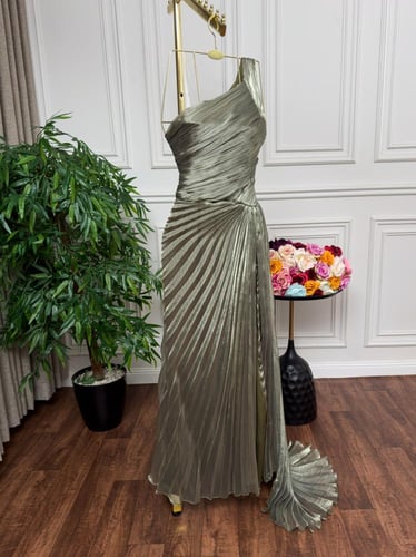 فستان زيتي خامه كرنكل بكسر انسيابيه من متجر جوهره...