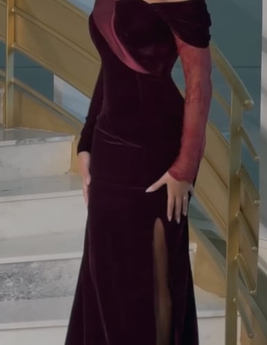 فستان سهره اللون عودي خامه مخمل كوري دانتيل بطانه...