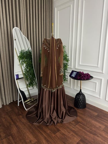 جلابية اللون بني باربي تل تيواني تطريز يدوي من متج...